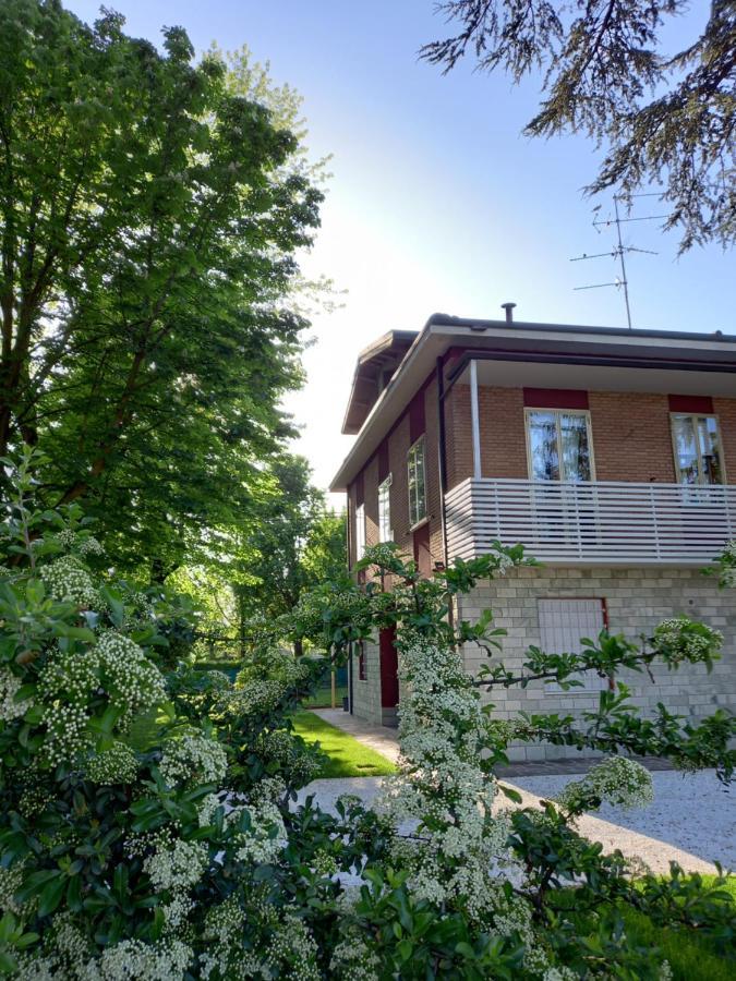 Sorbara B&B Km 198 - Letto E Colazione المظهر الخارجي الصورة