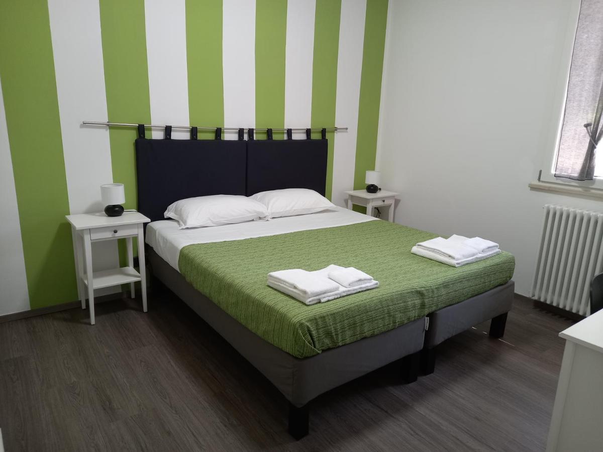 Sorbara B&B Km 198 - Letto E Colazione المظهر الخارجي الصورة