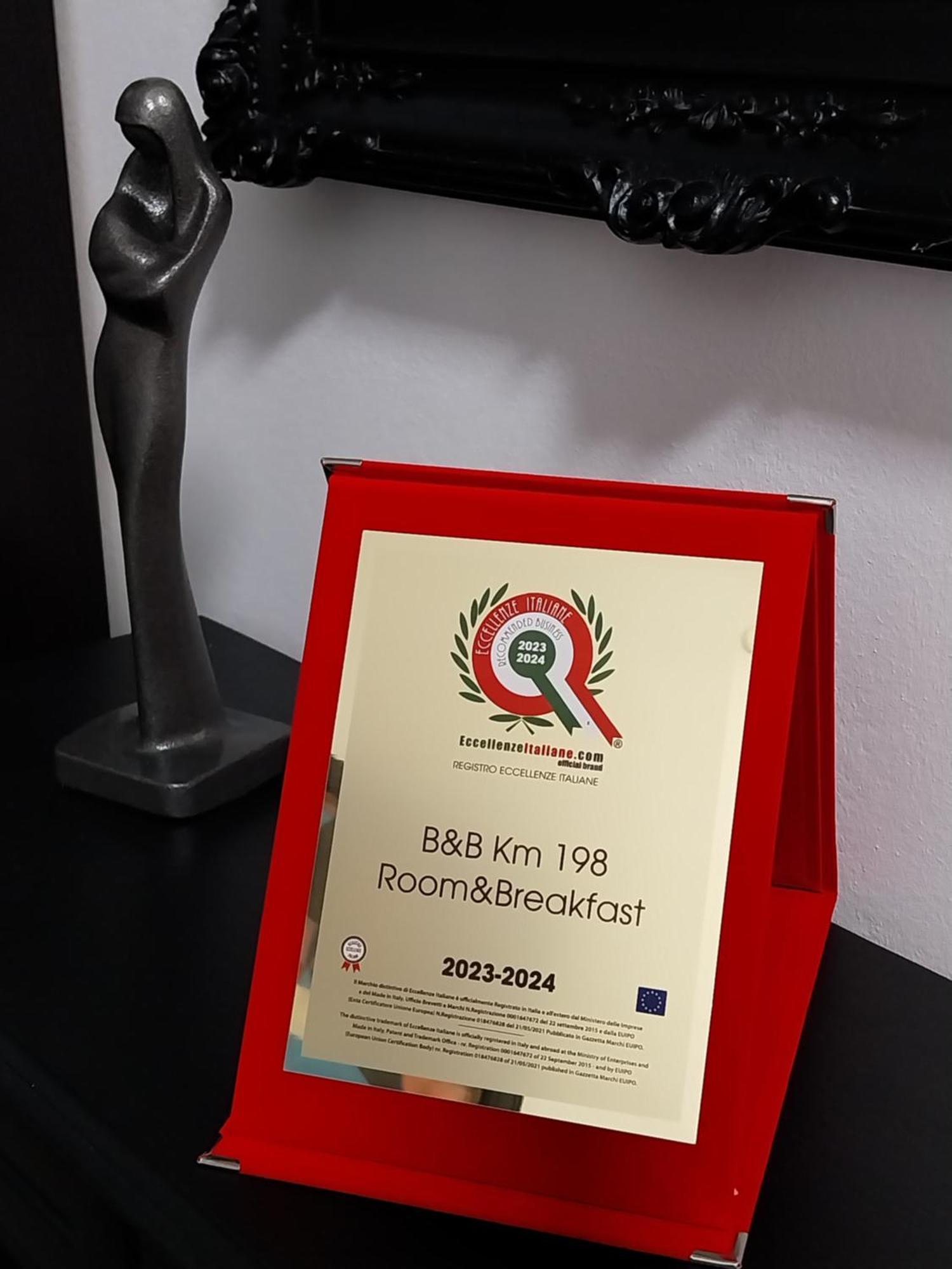 Sorbara B&B Km 198 - Letto E Colazione المظهر الخارجي الصورة