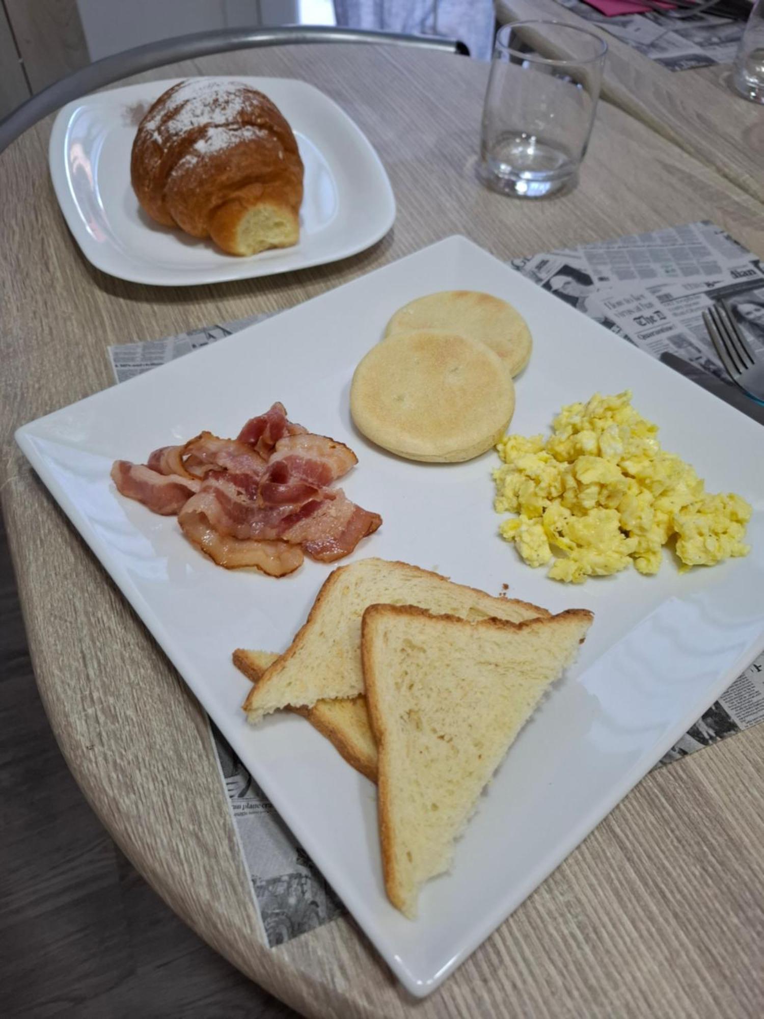 Sorbara B&B Km 198 - Letto E Colazione المظهر الخارجي الصورة